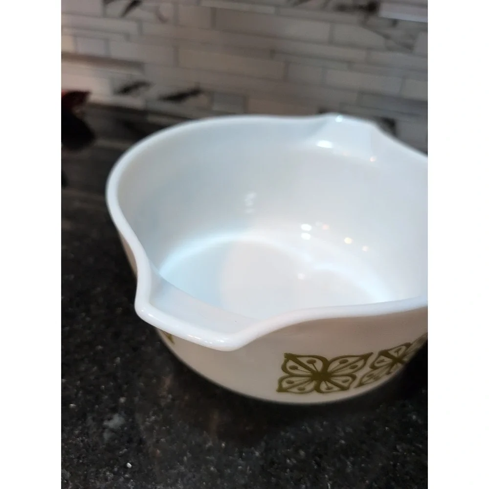 Pyrex vintage please